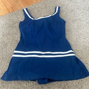 Vintage Women’s Swimsuit Sandcastle Size 14